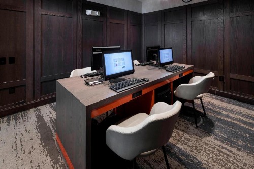 SpringHill Suites by Marriott Clearwater Beach - image 14