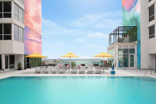 SpringHill Suites by Marriott Clearwater Beach - image 2