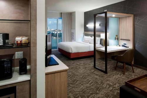 SpringHill Suites by Marriott Clearwater Beach - image 35