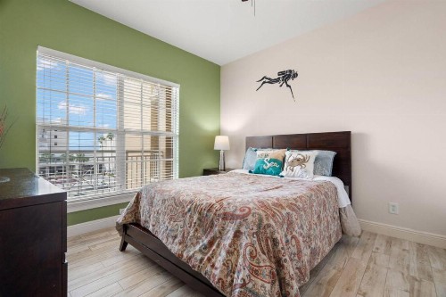 404 Bay Harbor - image 14