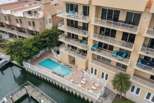 404 Bay Harbor - image 43