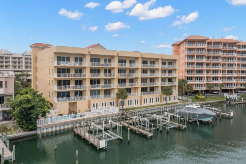 404 Bay Harbor - image 6