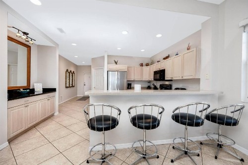 200 Harborview Grande - image 42