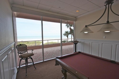 12B Crescent Beach Club - image 15