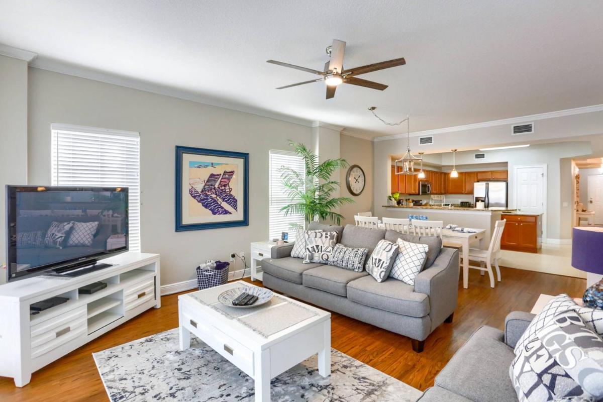 204 Bay Harbor - image 2