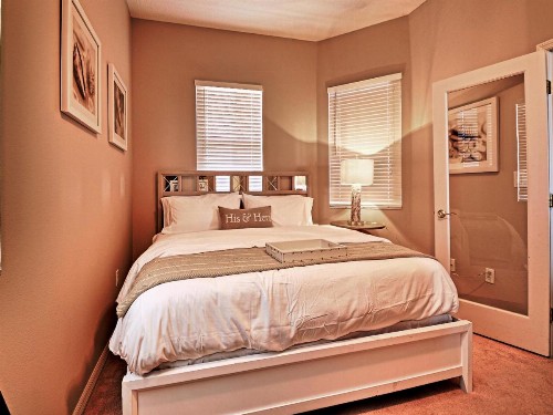 Harborview Grande 700 Waterfront Condo - image 10