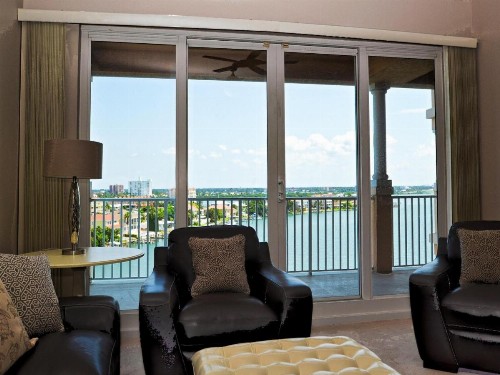 Harborview Grande 700 Waterfront Condo - image 25