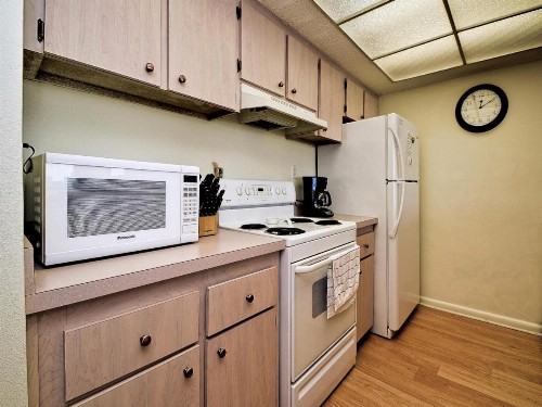 440 West 1108S - image 25