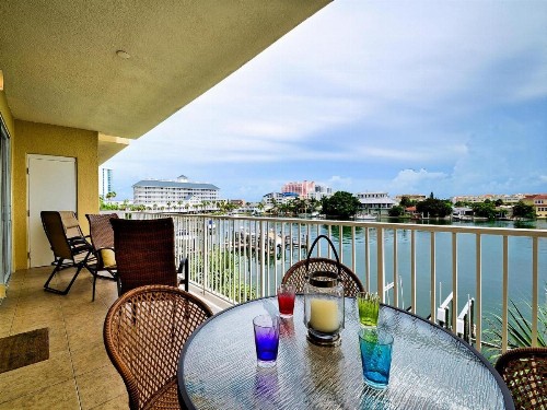 Bay Harbor 302 - image 13