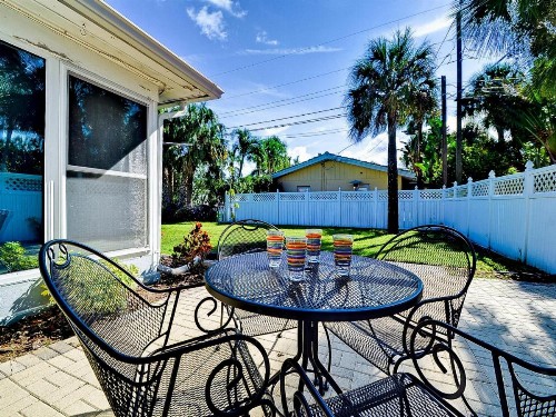 Two-Bedroom Villa #729 - image 10