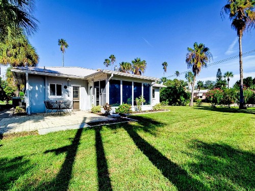 Two-Bedroom Villa #729 - image 2