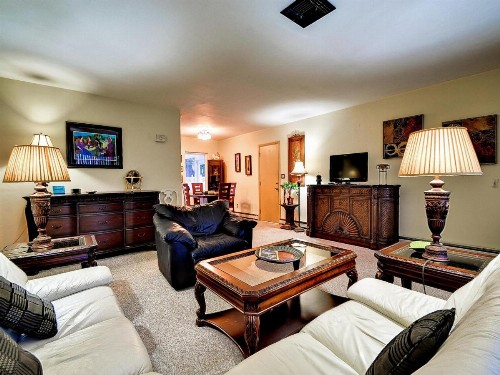 Two-Bedroom Villa #729 - image 8