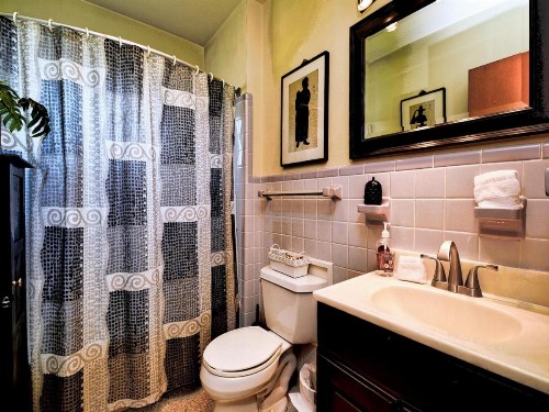 Two-Bedroom Villa #729 - image 9