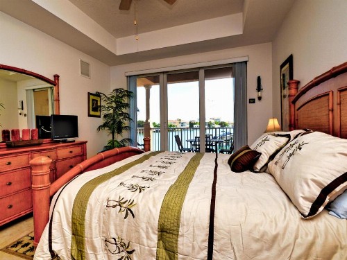 Harborview Grande 202 - image 2
