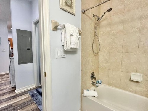 Harborview Grande 406 - image 22