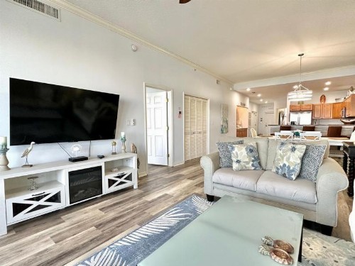 Harborview Grande 406 - image 33