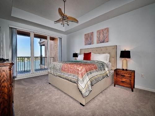 Harborview Grande 503 - image 20