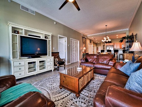 Harborview Grande 705 - image 18