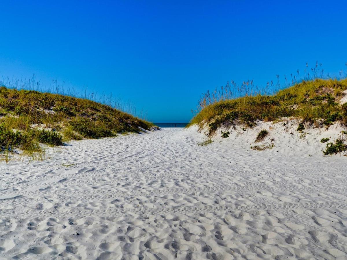 Island Escape 201 - image 4