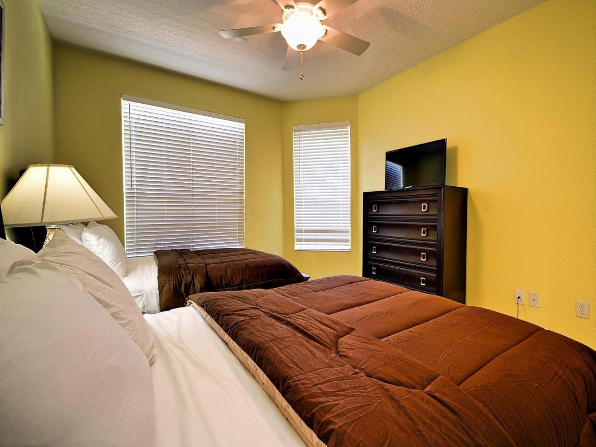 Island Key Condos 302 - image 6