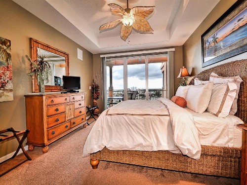Harborview Grande 703 - image 16