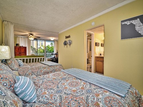 Bayside Condos 18 - image 4