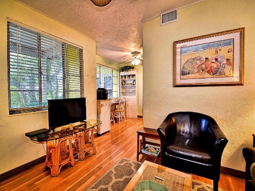 Palm Place 2 - Coconut Palm Beach getaway 623 - image 14