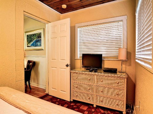 Palm Place 3 - Buccaneer Palm Beach getaway 622 - image 2