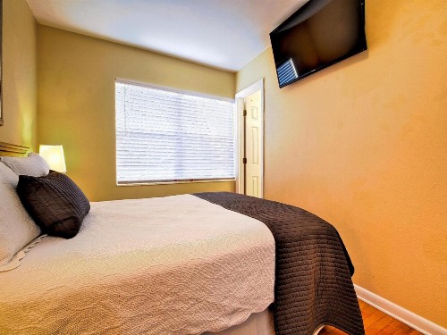 Palm Place 4- Royal Palm 621 - image 30