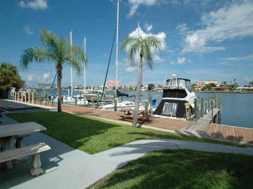 Bayside Condos 29 City and bay views 659 - image 4