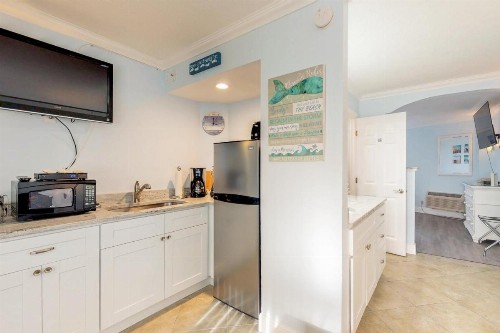 Pelican Pointe - image 8