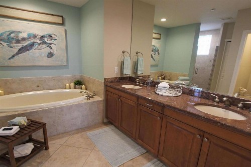 807 Harborview Grande - image 11