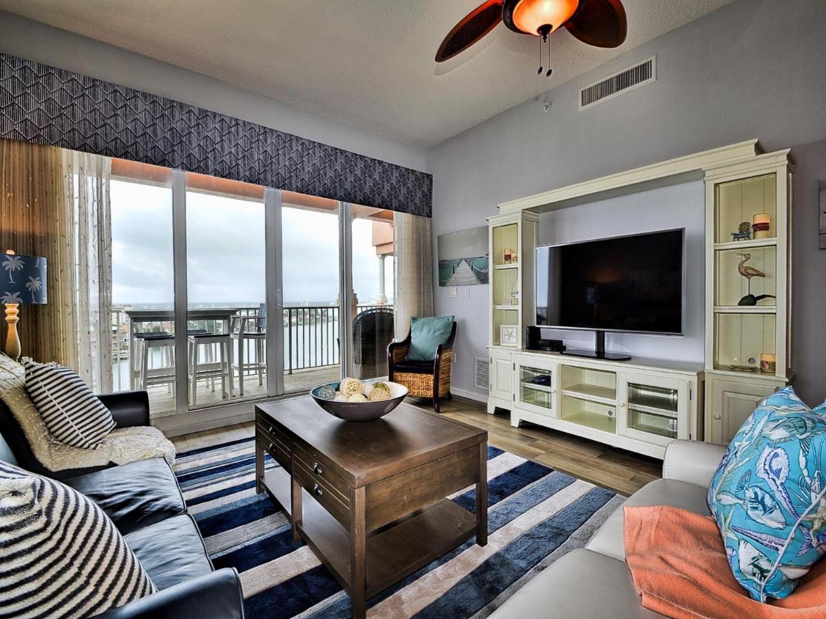 Harborview Grande 800 Luxury 8th Floor Condo with Stunning Harbor Views 23067 - image 4