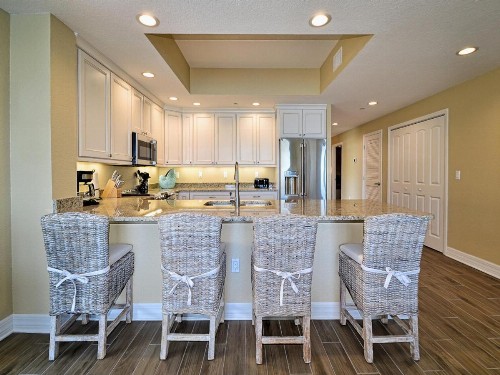 Sandpiper's Cove 203 Luxury Waterfront 3 Bedroom 2 Bath Condo 23130 - image 13