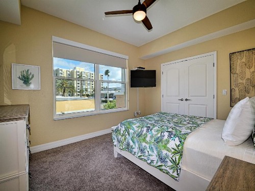 Sandpiper's Cove 203 Luxury Waterfront 3 Bedroom 2 Bath Condo 23130 - image 29