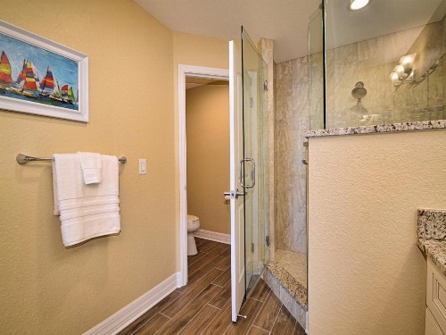 Sandpiper's Cove 203 Luxury Waterfront 3 Bedroom 2 Bath Condo 23130 - image 9