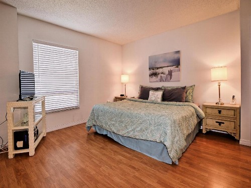 440 West 1005N Private Balcony with Water View 23095 - image 17
