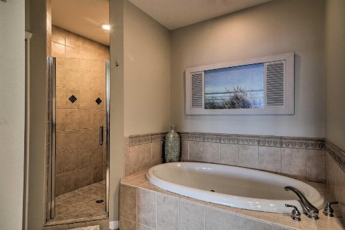 Luxury Clearwater Beach Villa with Waterfront Views! - image 7