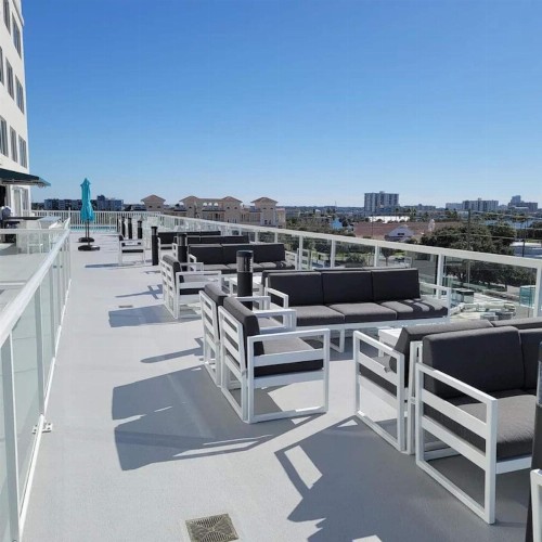 The Avalon Club - image 10
