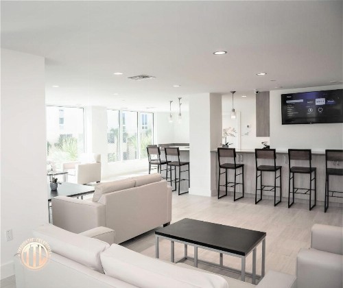 The Avalon Club - image 48