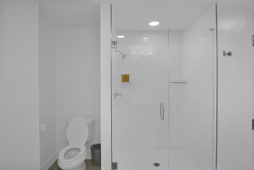The Avalon Club - image 5
