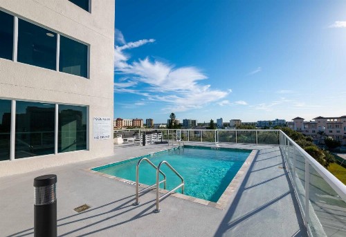 The Avalon Club - image 8