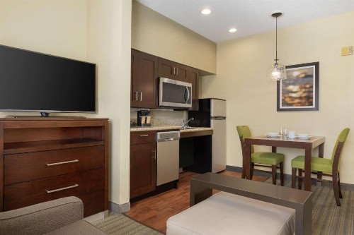 Homewood Suites by Hilton St. Petersburg Clearwater - image 38