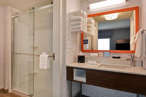 Hampton Inn & Suites Clearwater/St. Petersburg-Ulmerton Road - image 20