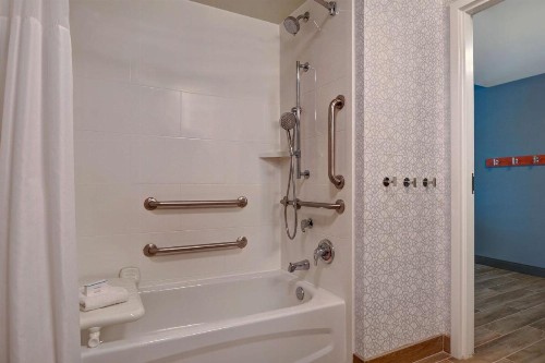 Hampton Inn & Suites Clearwater/St. Petersburg-Ulmerton Road - image 31