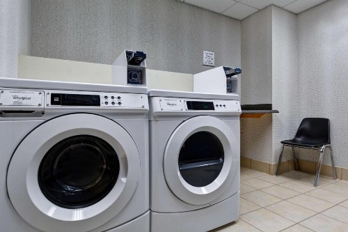 Hampton Inn & Suites Clearwater/St. Petersburg-Ulmerton Road - image 40