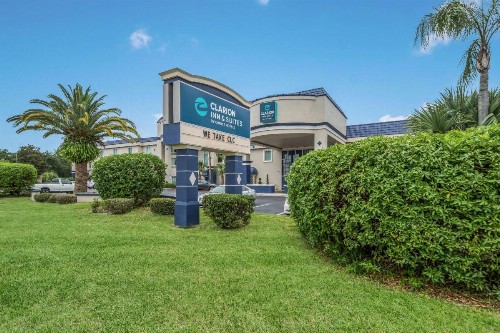 Clarion Inn & Suites Central Clearwater Beach - image 6