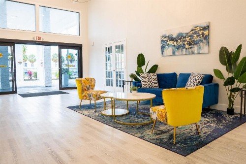 Magnuson Hotel Clearwater Central - image 11