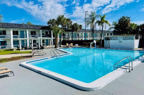 Magnuson Hotel Clearwater Central - image 30