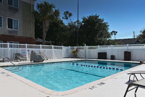 Sonesta Simply Suites Clearwater - image 7